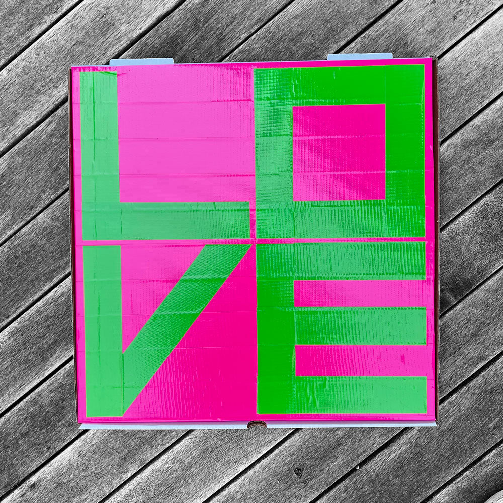 LOVE / BOX / PINK