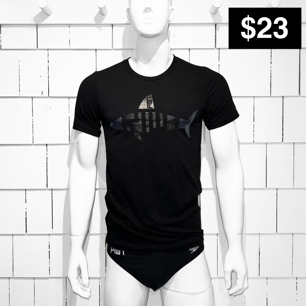 PTOWN / SHARK / TEE / BLACK T-Shirt