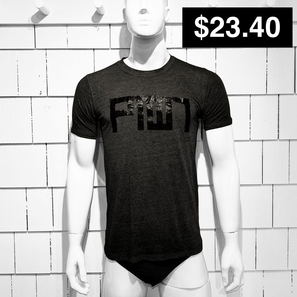 TEE / PTOWN / VINTAGE BLACK T-Shirt